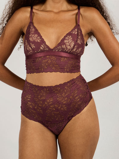 Underprotection bralette in burgundy made in recycled polyamide